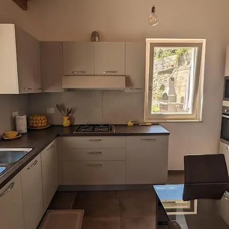 Con Piscina Su Terrazza Vista Mare 公寓