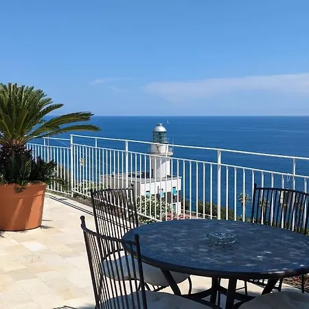 Con Piscina Su Terrazza Vista Mare