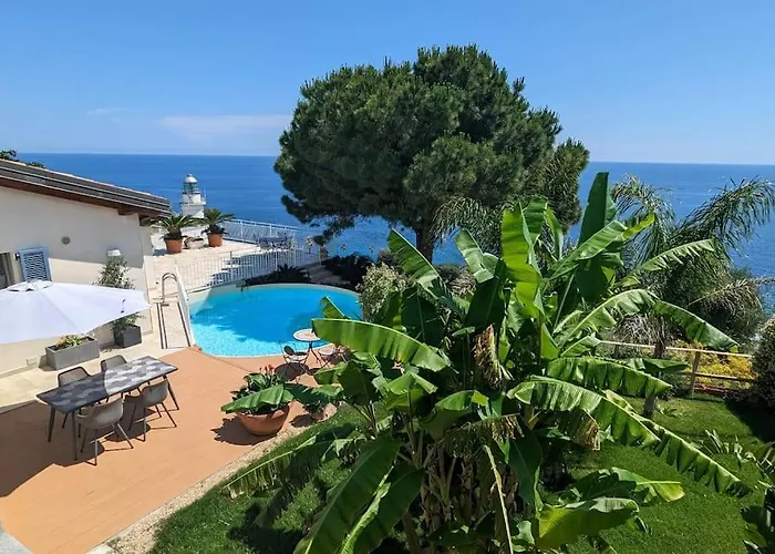 Con Piscina Su Terrazza Vista Mare Σαν Ρέμο